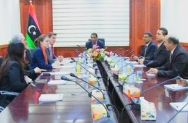 وزير العدل يستقبل وفداً من الخارجية والسفارة البريطانية وزير العدل يستقبل وفداً من الخارجية والسفارة البريطانية
