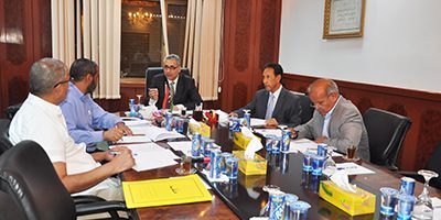 اجتماع لجنة التعويضات