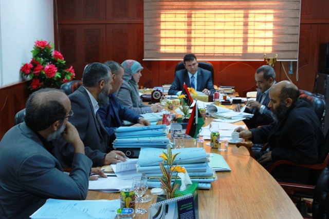 اجتماع لجنة شؤون الموظفين