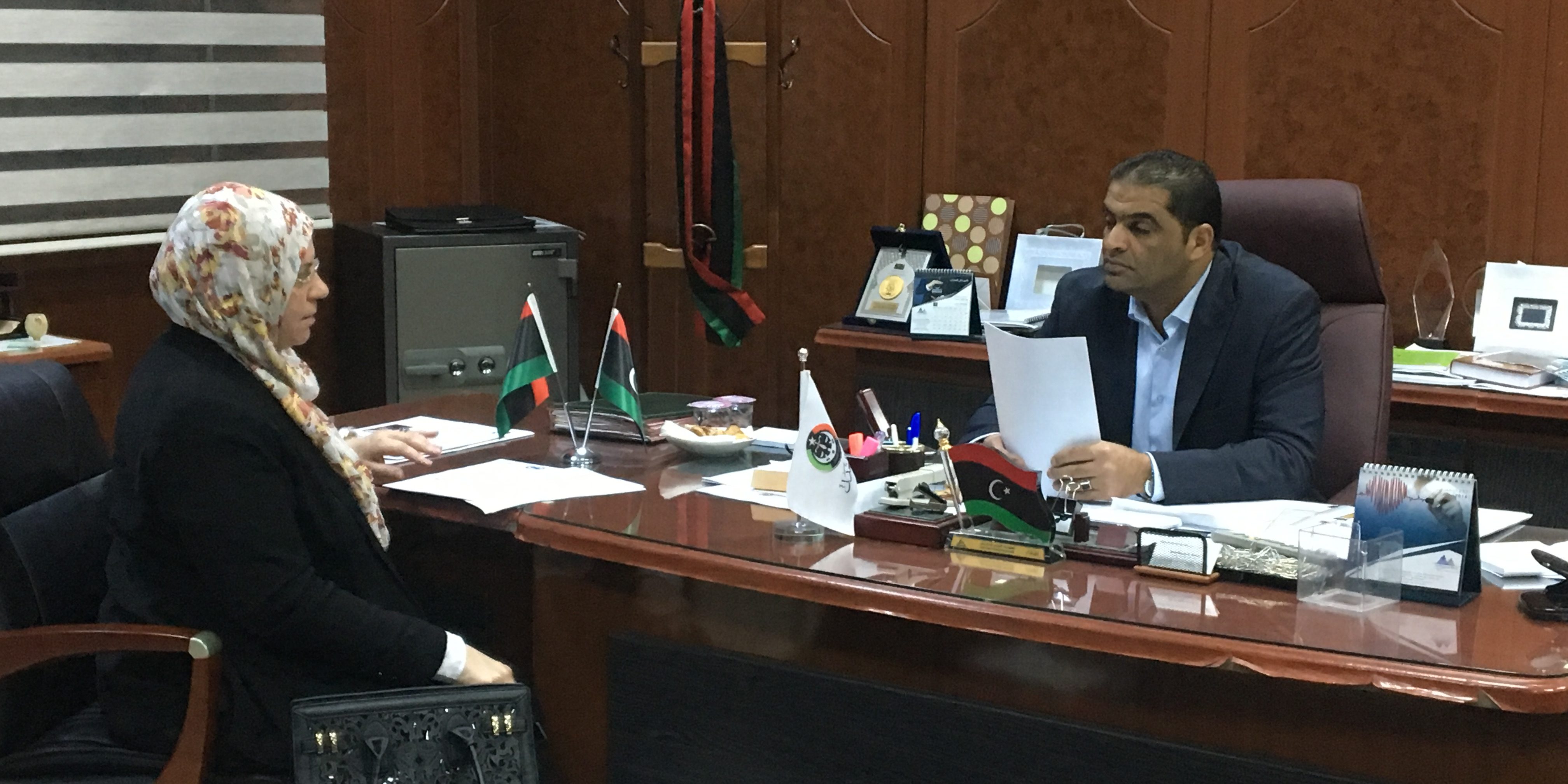 وزير العدل يجتمع بوزير الدولة لشؤون هيكلة المؤسسات