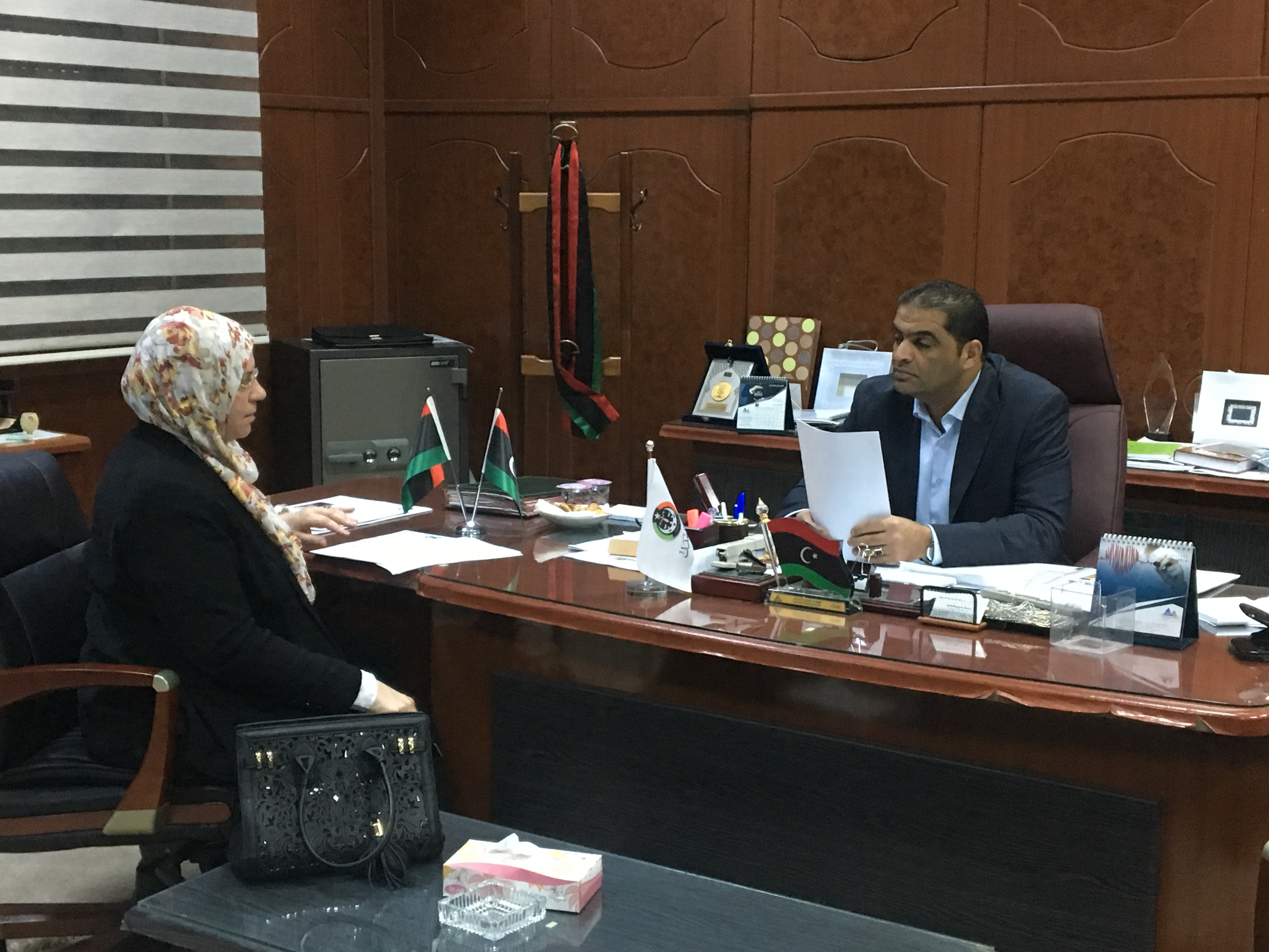 وزير العدل يجتمع بوزير الدولة لشؤون هيكلة المؤسسات