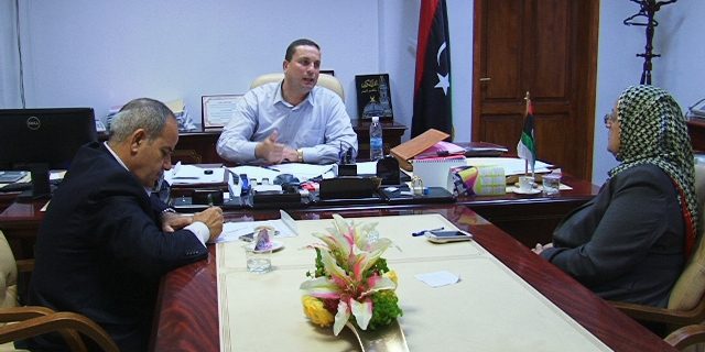 تفقد الية عمل السجون