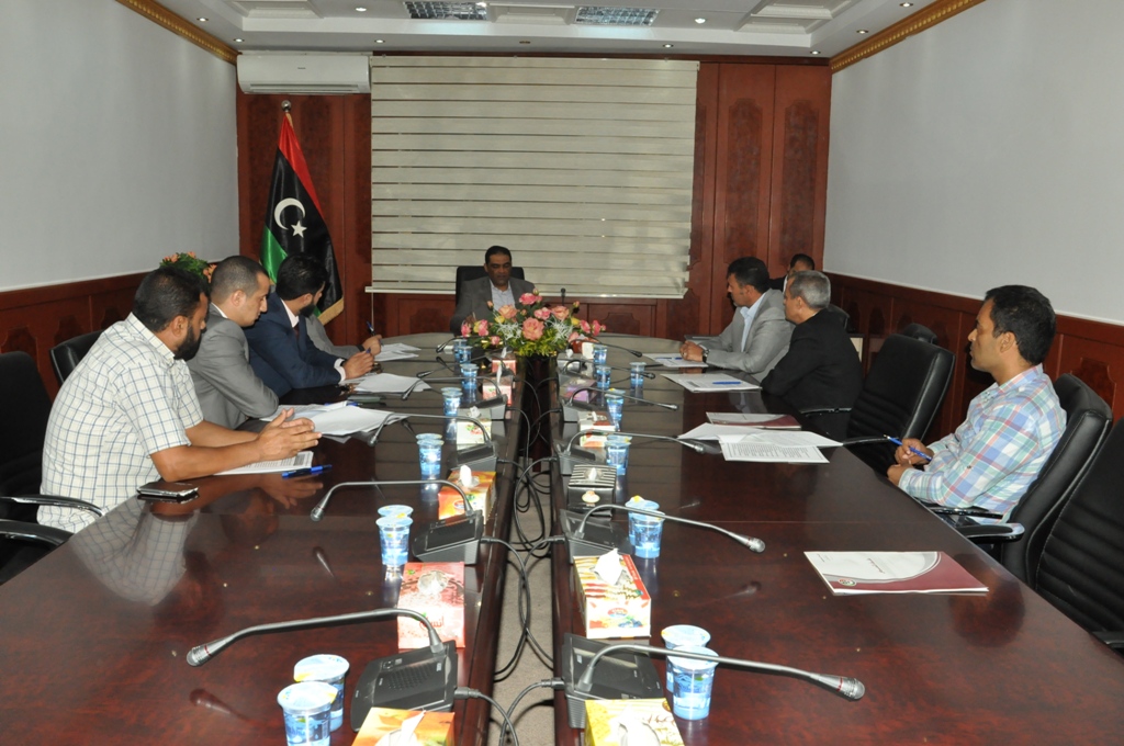 اجتماع الوزير بمدراء الادارات 9/10/2017