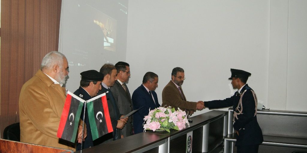 تكريم موظفي محكمة جنزور