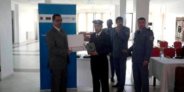 اختتام البرنامج التدريبي لكوادر الشرطة القضائية في مجال إدارة السجون بالجزائر