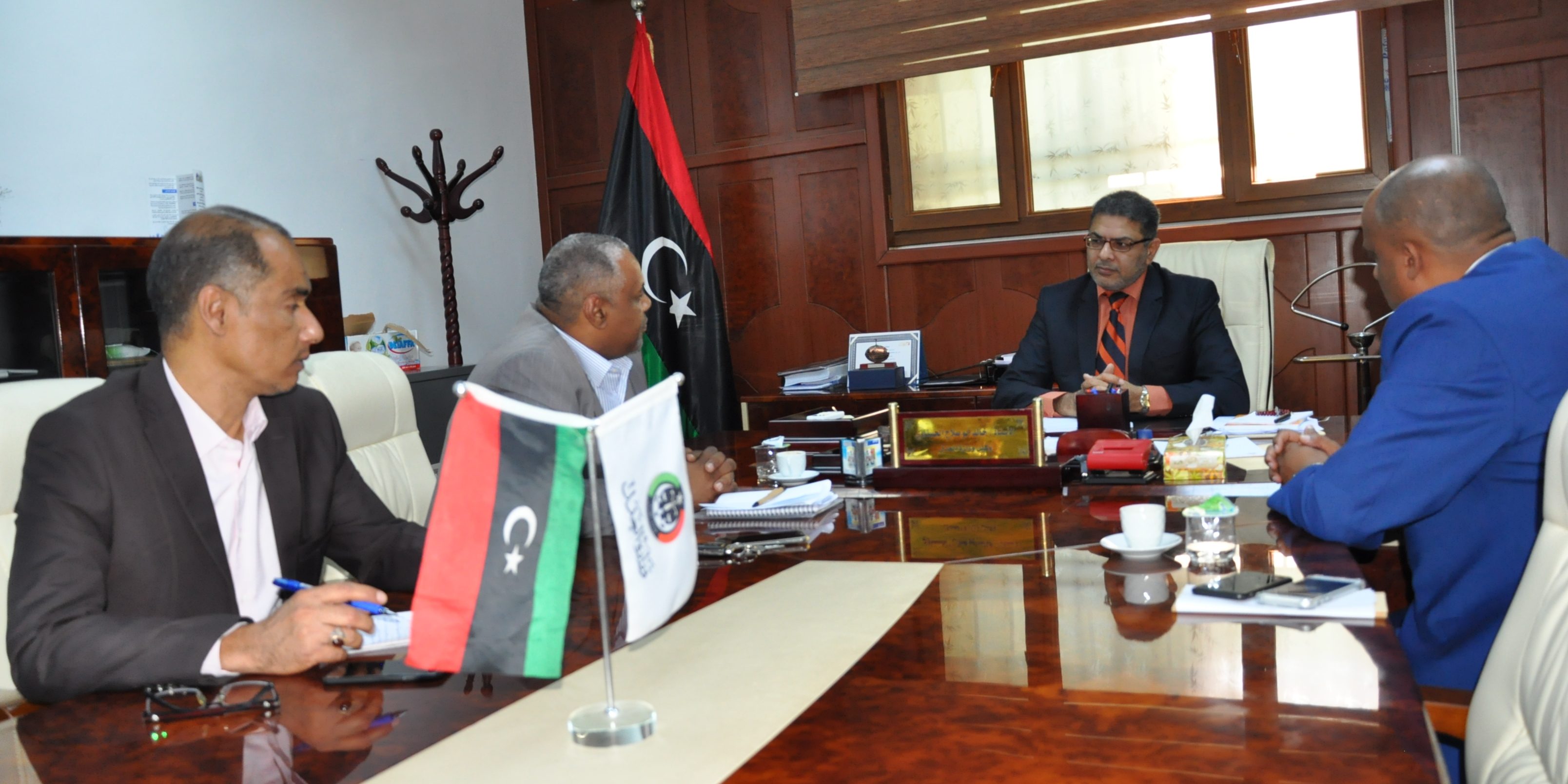 الوكيل مهاجرين