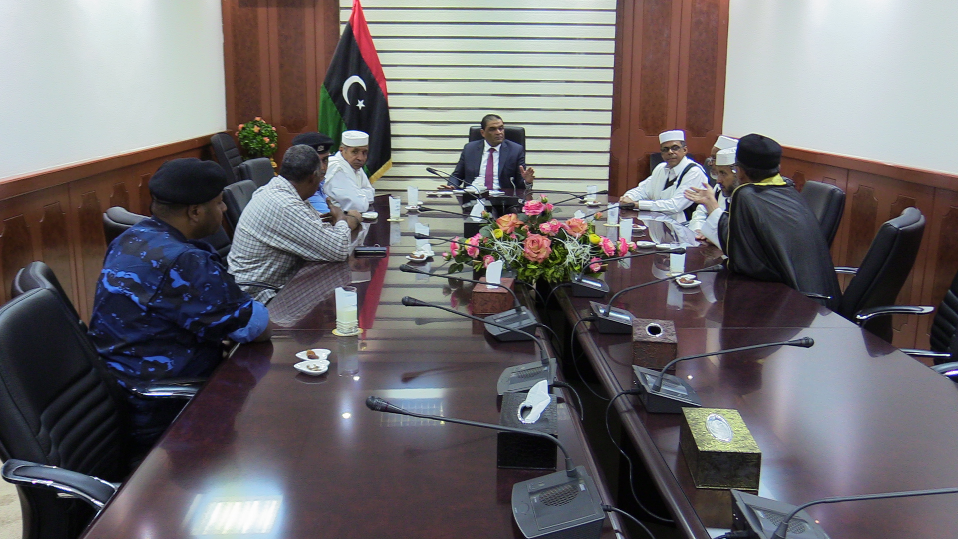 وزير العدل يستقبل أعيان ومشايخ منطقة فزان