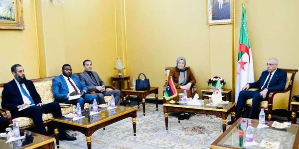 معالي وزيرة العدل تجتمع مع معالي وزير العدل الجزائر 3