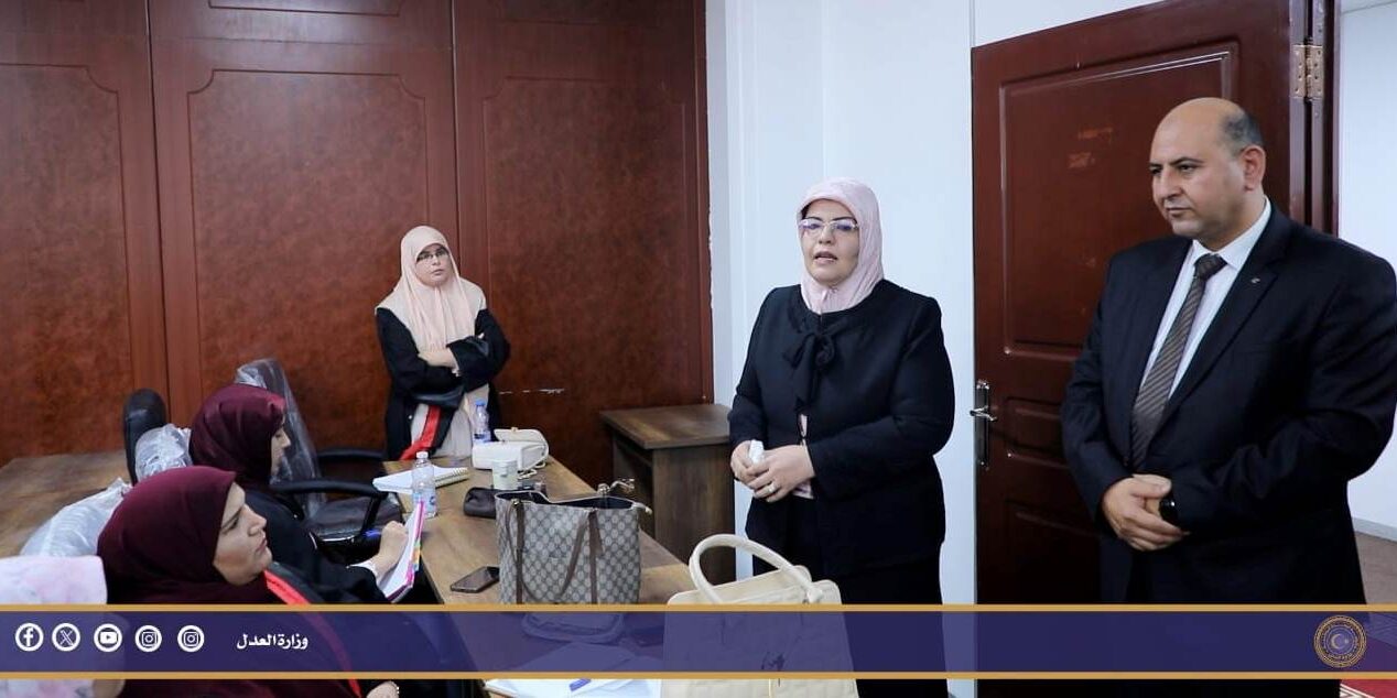 معالي وزيرة العدل تقوم بزيارة للمعهد العالي للقضاء