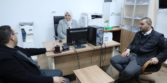 الوزيرة الجريدة