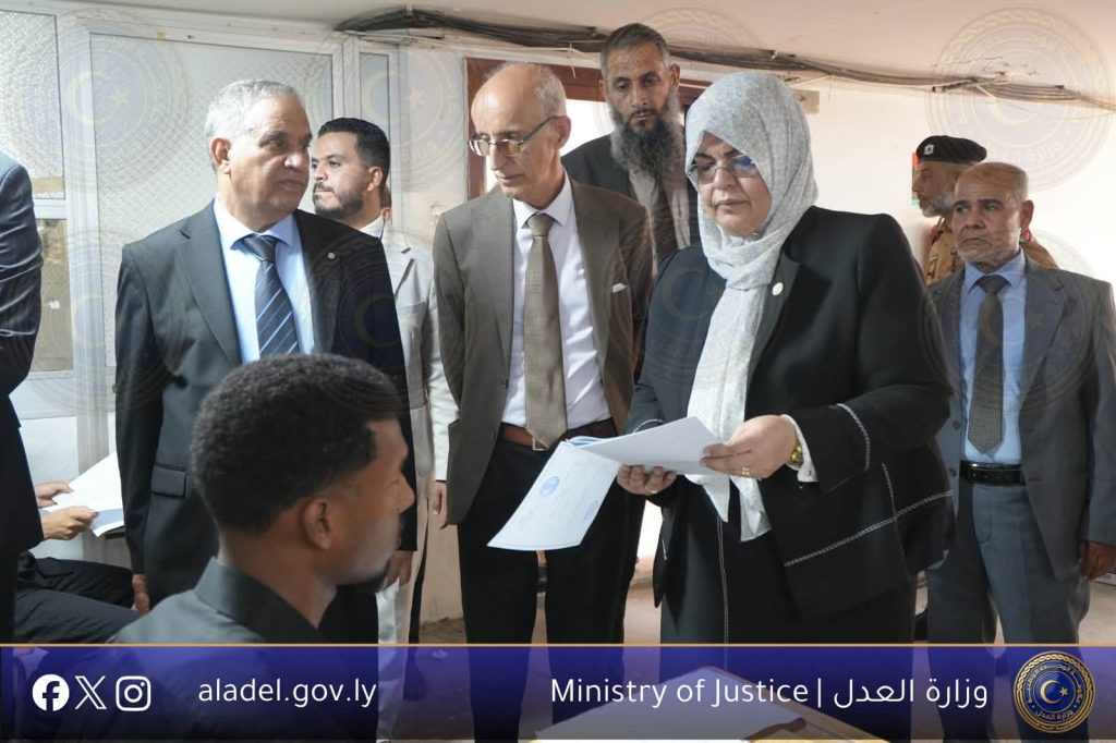 معالي وزيرة العدل تزور قاعات امتحان المفاضلة للدفعة الثانية والعشرين للمعهد العالي للقضاء وتقف على سير الامتحان